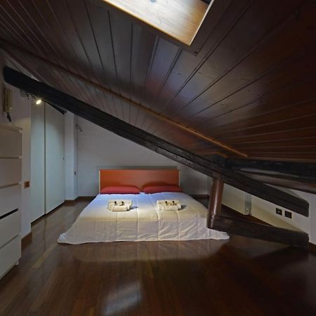 Ferienwohnung Cenisio - Corso Sempione Accogliente Mansarda Di Design Mailand Exterior foto
